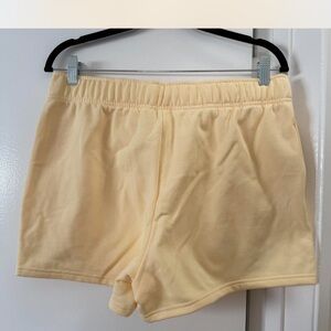 ALO Yoga Women's Light Yellow Athletic Shorts